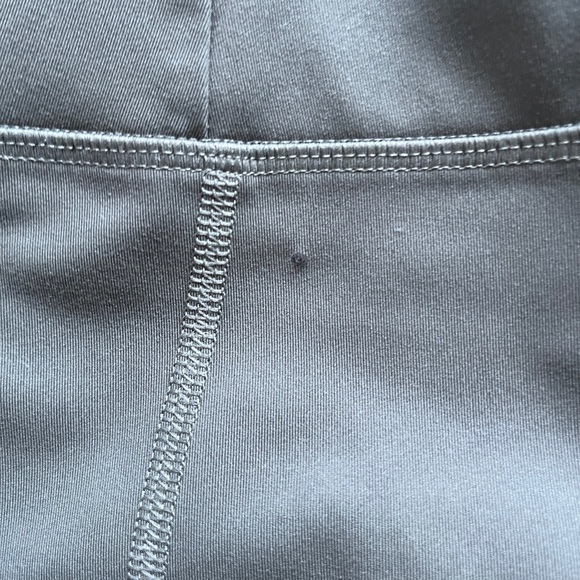 Girlfriend Collective High-Rise Bike Shorts - Picture 3 of 4